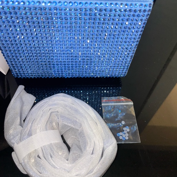 Brandon Blackwood Crystal Mini Kendrick Trunk - Picture 7 of 9